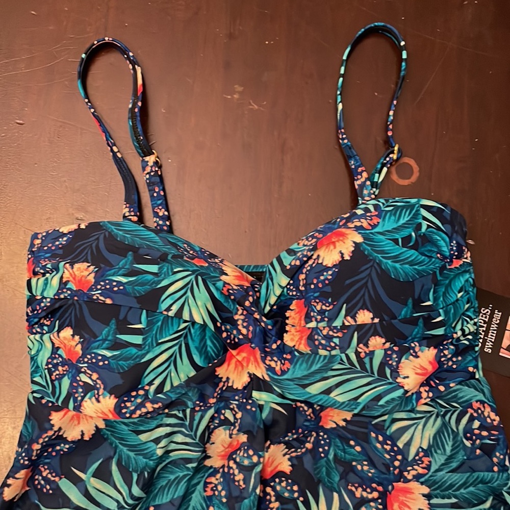 NWT Shore Shape Swimwear. - Picture 3 of 8